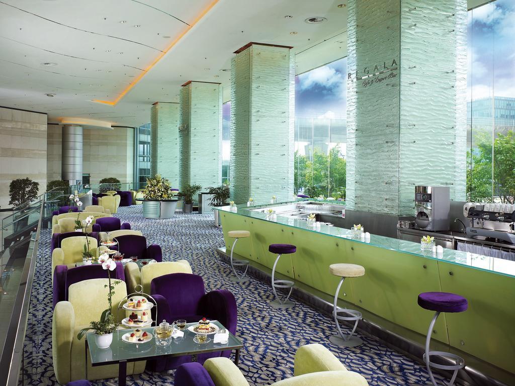 Hotel Regal Airport 5*