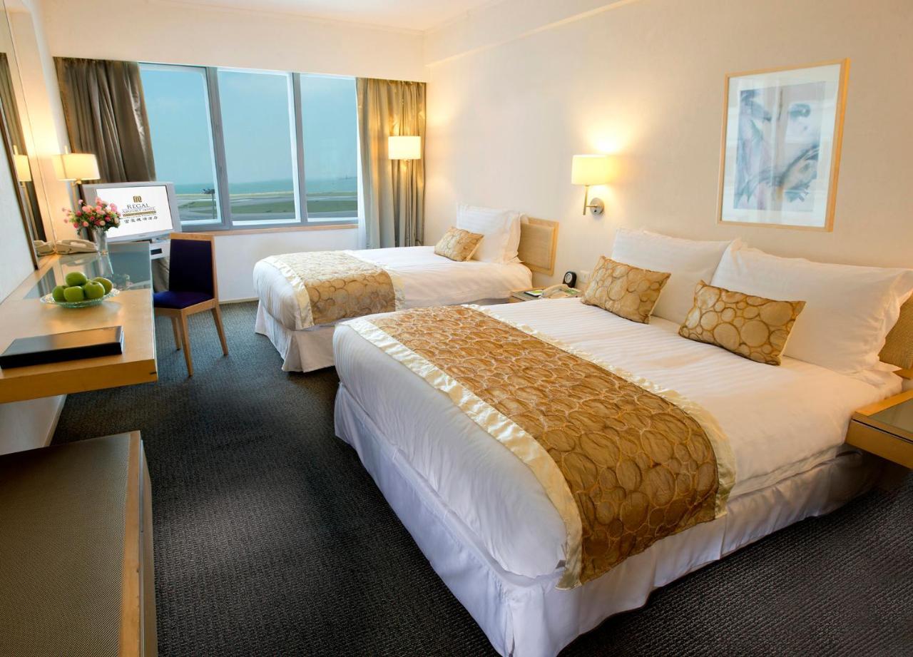 Hotel Regal Airport 5*