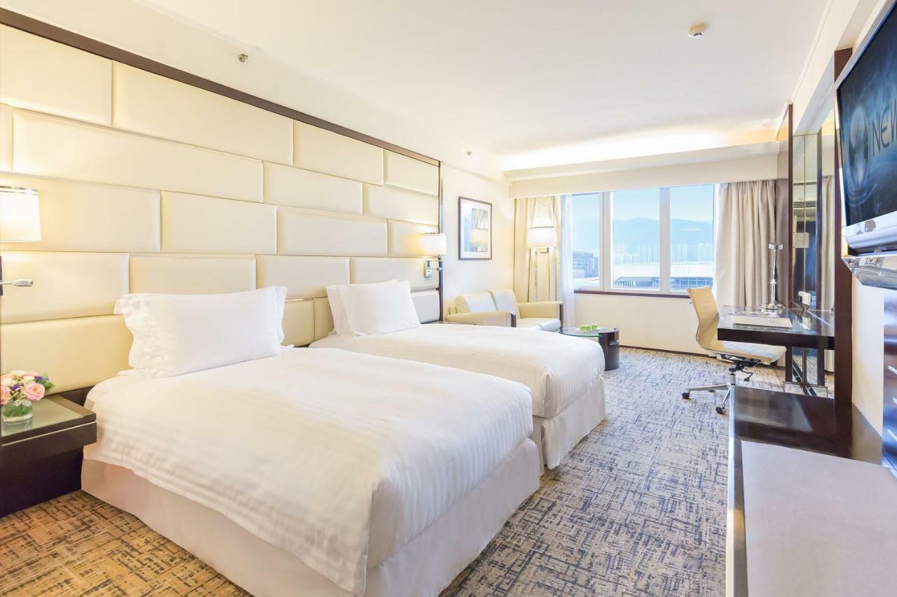 Regal Airport 5*